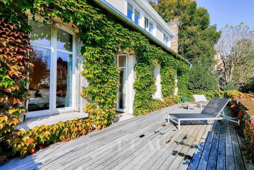 Casa de lujo en Saint-Cloud, Altos de Sena