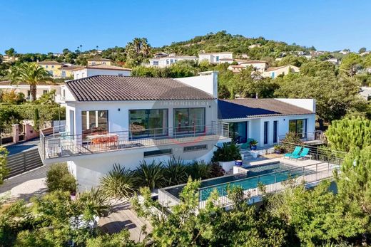 Villa in Les Adrets-de-l'Estérel, Var