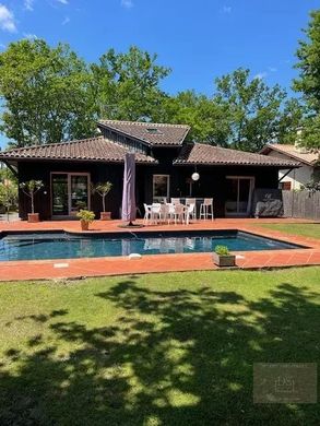 Casa di lusso a Gujan-Mestras, Gironda