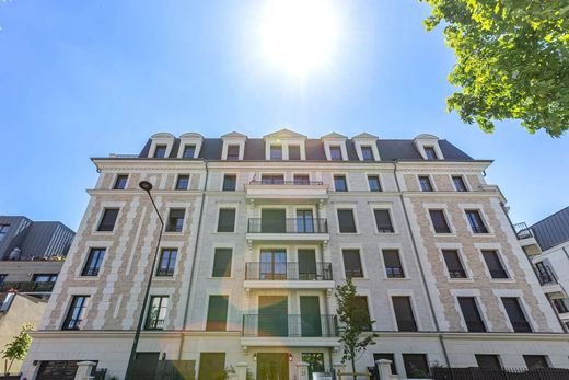 Apartment in Clamart, Hauts-de-Seine
