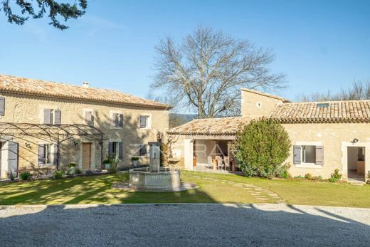 ﻣﻨﺰﻝ ﺭﻳﻔﻲ/ ﺑﻴﺖ ﻤﺰﺭﻋﺔ ﻓﻲ Oppède le Vieux, Vaucluse