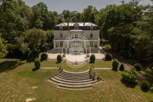 Luxury home in Rubelles, Seine-et-Marne