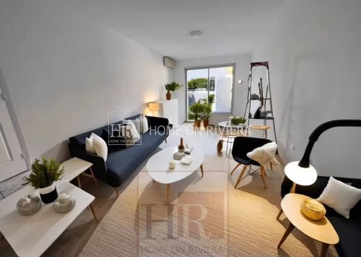 Apartment / Etagenwohnung in Nizza, Alpes-Maritimes