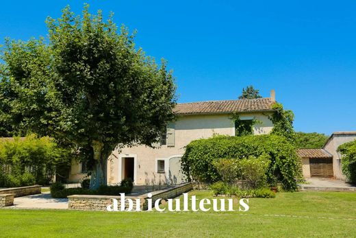 Элитный дом, Cheval-Blanc, Vaucluse