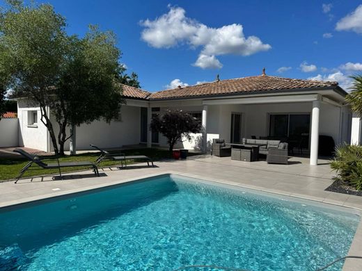 Luxury home in Pessac, Gironde