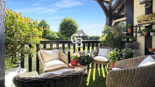 Apartment / Etagenwohnung in Deauville, Calvados