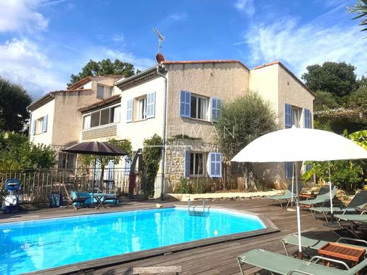Vence, Alpes-Maritimesのヴィラ