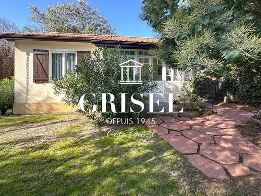 Πολυτελή κατοικία σε Lège-Cap-Ferret, Gironde