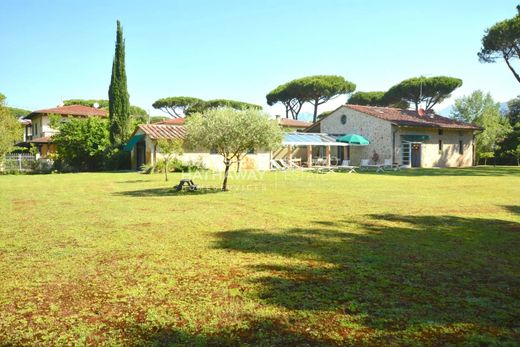 Villa in Pietrasanta, Provincia di Lucca