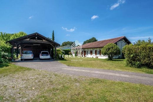 منزل ﻓﻲ Seignosse, Landes