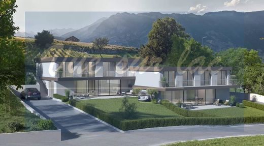 Luxury home in Villeneuve, Aigle District