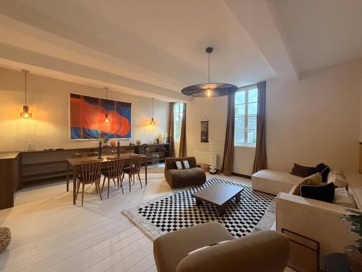 Apartment in Bordeaux, Gironde