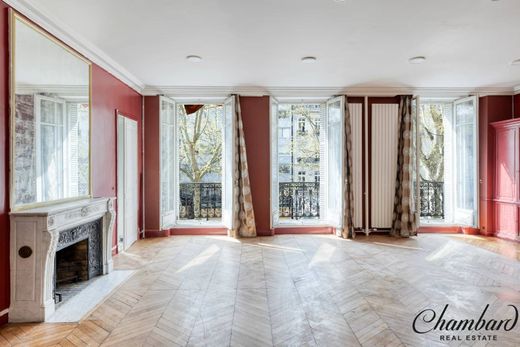 Appartement à Champs-Elysées, Madeleine, Triangle d’or, Paris