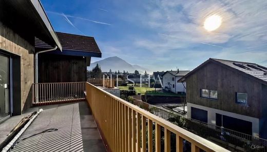 Apartment in Annecy-le-Vieux, Haute-Savoie