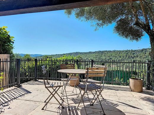 Вилла, Saint-Jeannet, Alpes-Maritimes