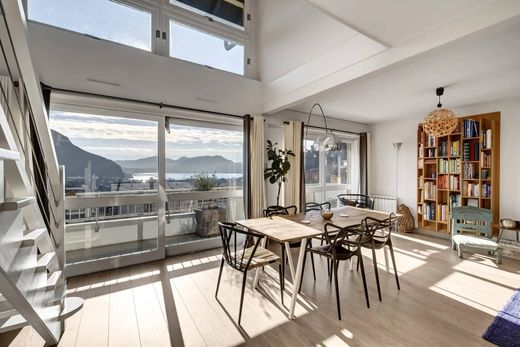 Apartment in Annecy-le-Vieux, Haute-Savoie