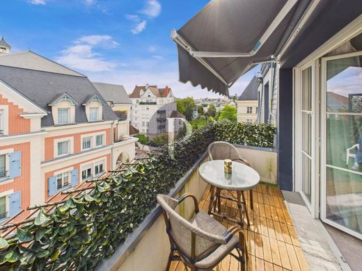 Apartamento - Le Plessis-Robinson, Hauts-de-Seine