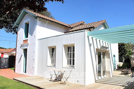 Luxury home in Royan, Charente-Maritime