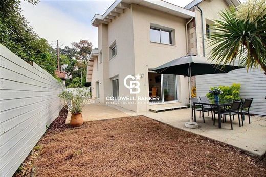 Casa de lujo en Arcachon, Gironda