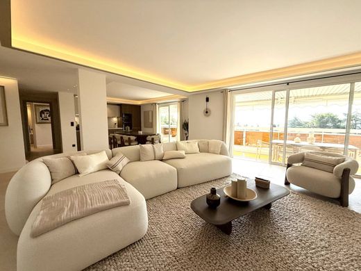 Apartment in Cannes, Alpes-Maritimes