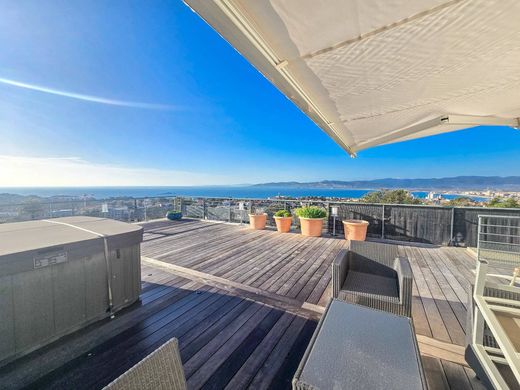 Apartment in Saint-Raphaël, Var