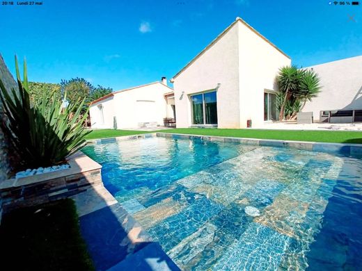 Villa in Mirepeisset, Aude