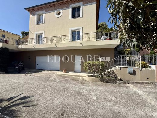 Luxury home in Menton, Alpes-Maritimes