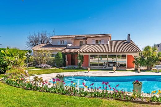 Luxury home in Le Rouret, Alpes-Maritimes