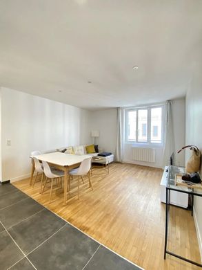 Apartment / Etagenwohnung in Lyon, Rhône