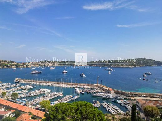 Villefranche-sur-Mer, Alpes-Maritimesのヴィラ