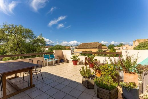 Apartment in Saint-Cyprien, Pyrénées-Orientales