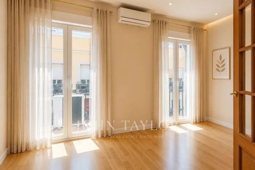 Apartment / Etagenwohnung in Madrid, Provinz Madrid
