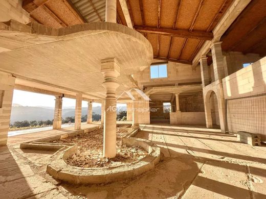 Luxus-Haus in Alès, Gard