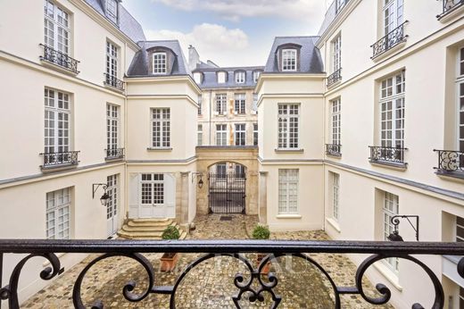 Apartment in Temple, Rambuteau – Francs Bourgeois, Réaumur, Paris