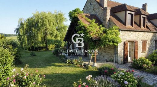 Luxury home in Saint-Sauveur-sur-École, Seine-et-Marne