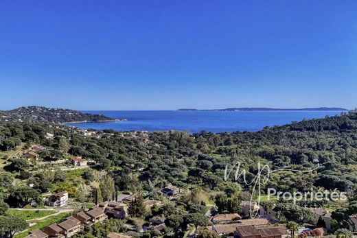 Terreno a Le Lavandou, Var