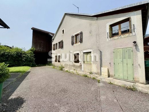 Complesso residenziale a Sergy, Ain