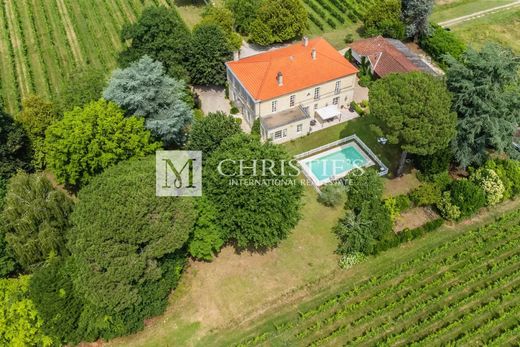 Luxury home in Cambes, Gironde