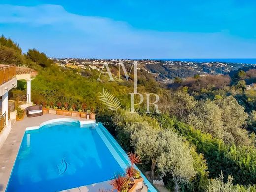 Luxus-Haus in Saint-Paul, Alpes-Maritimes