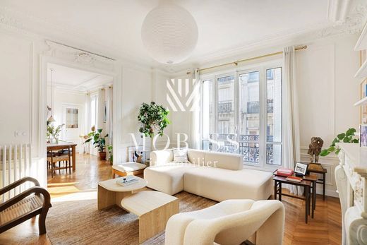 Apartment / Etagenwohnung in La Muette, Auteuil, Porte Dauphine, Paris