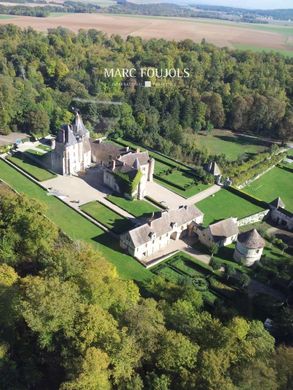 Zamek w Magny-en-Vexin, Val d'Oise