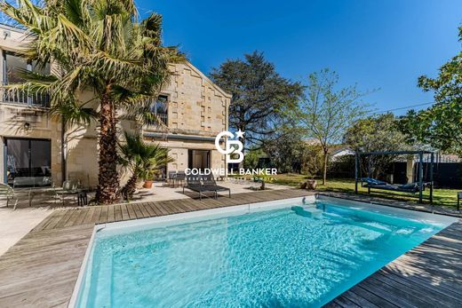 Luxury home in Le Bouscat, Gironde
