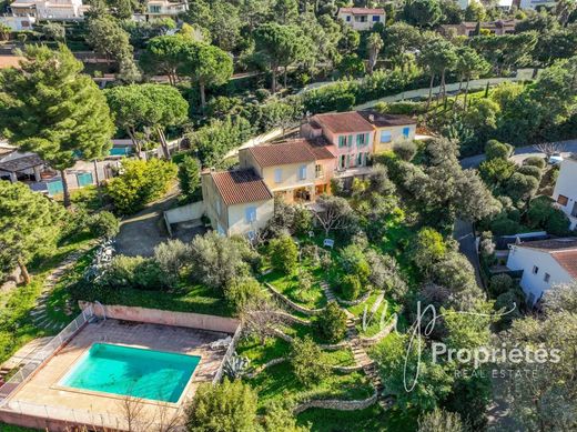 Luxury home in Rayol-Canadel-sur-Mer, Var