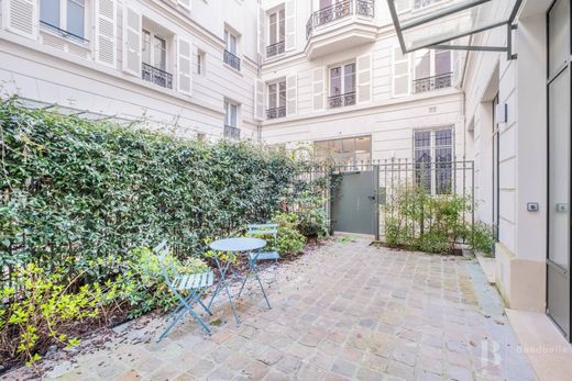 아파트 / Sorbonne, Jardin des Plantes, Saint-Victor, Paris