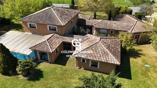 Luxury home in Vourles, Rhône