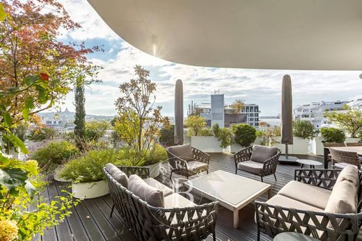 Apartment in Monceau, Courcelles, Ternes, Paris