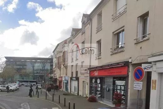 Complexes résidentiels à Melun, Seine-et-Marne