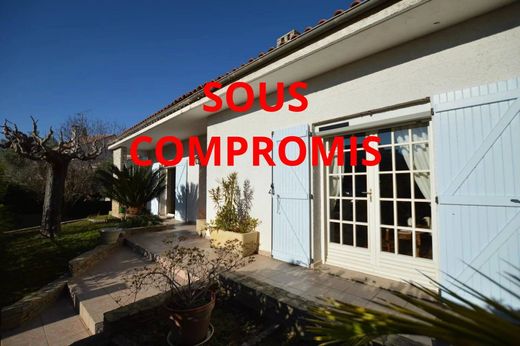 Luxus-Haus in Saint-Aunès, Hérault