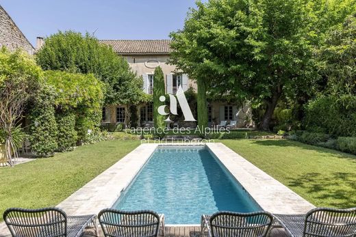 Maussane-les-Alpilles, Bouches-du-Rhôneのカントリー風またはファームハウス