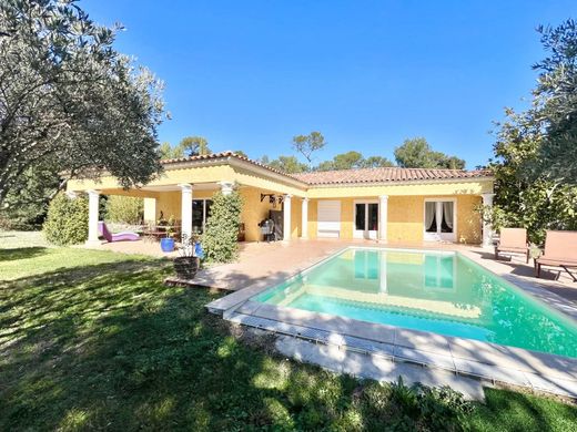 Villa in Brignoles, Var